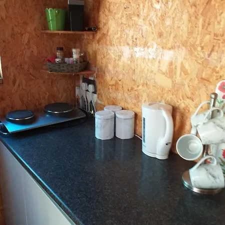 Delightful Cosy Cabin Margate Exterior photo